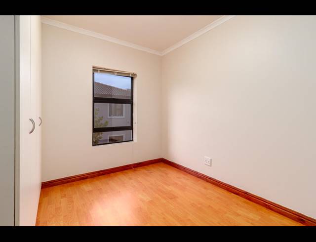 2 BEDROOM APARTMENT SOLD IN BURGUNDY ESTATE